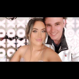 Meet your Posher, Chloe